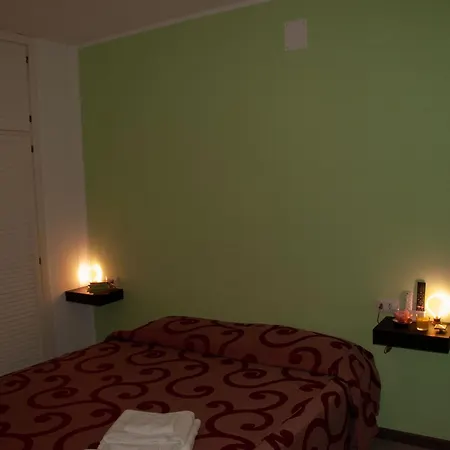 Fly Bed & Breakfast Ancarano (Abruzzo)